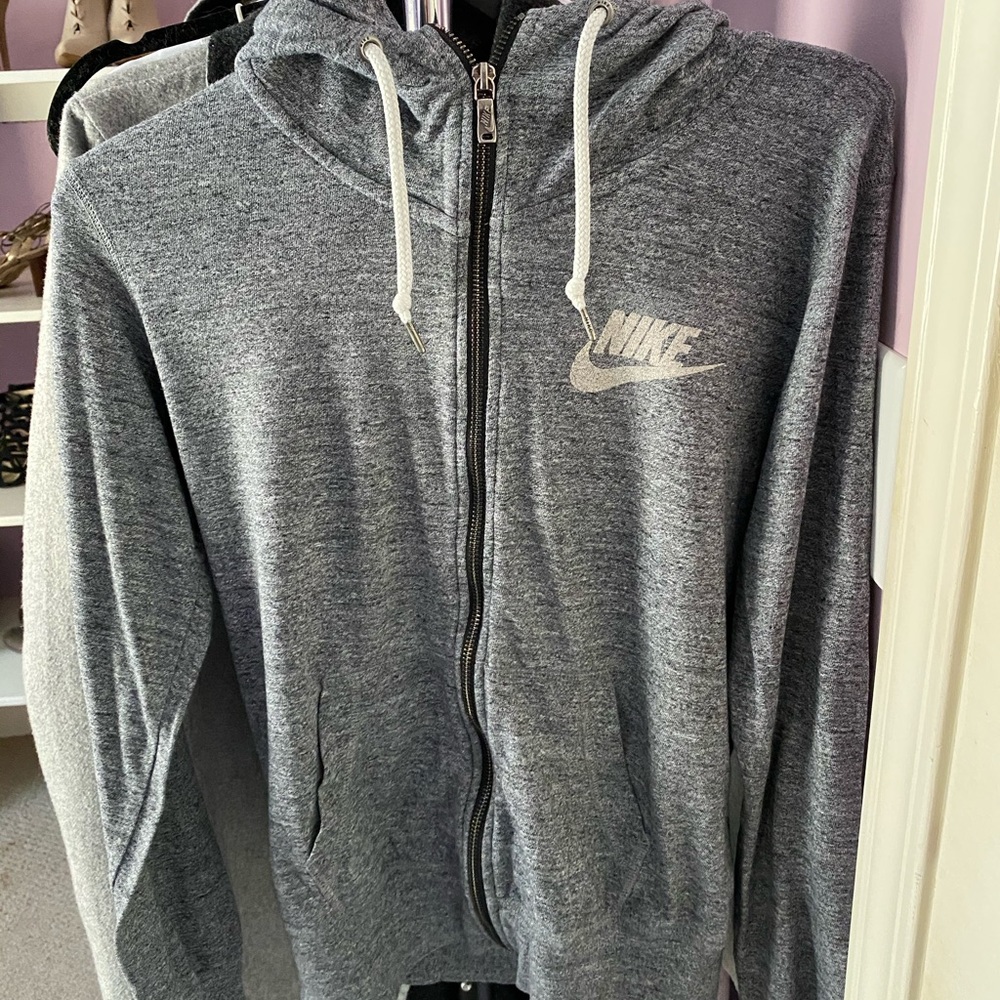 Nike sweater